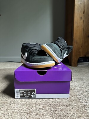 Nike Dunk Low SB Black Gum Size 10 