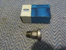 NOS 1957 - 1979 FORD TRUCKS DANA SPICER CLARK MANUAL TRANSMISSION VENT ASBY NEW