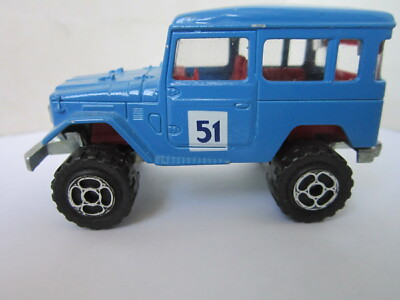 1/55 MAJORETTE TOYOTA BJ 40 PASTIS 51 expédition
