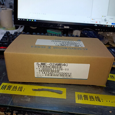 NEW Yaskawa SJME-02AMB4C Servo Motor #AZ
