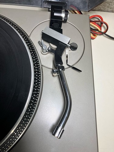 Technics SL-1200 First Generation Turntable Direct Drive Record Player Working - Picture 7 of 10