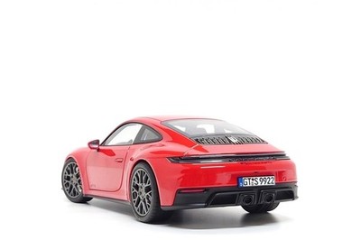 Norev 1:18 Porsche 911 Carrera 4 GTS Coupe (992.2) in Guards Red
