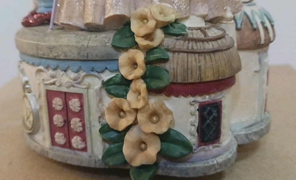 Picture 6 of 12
