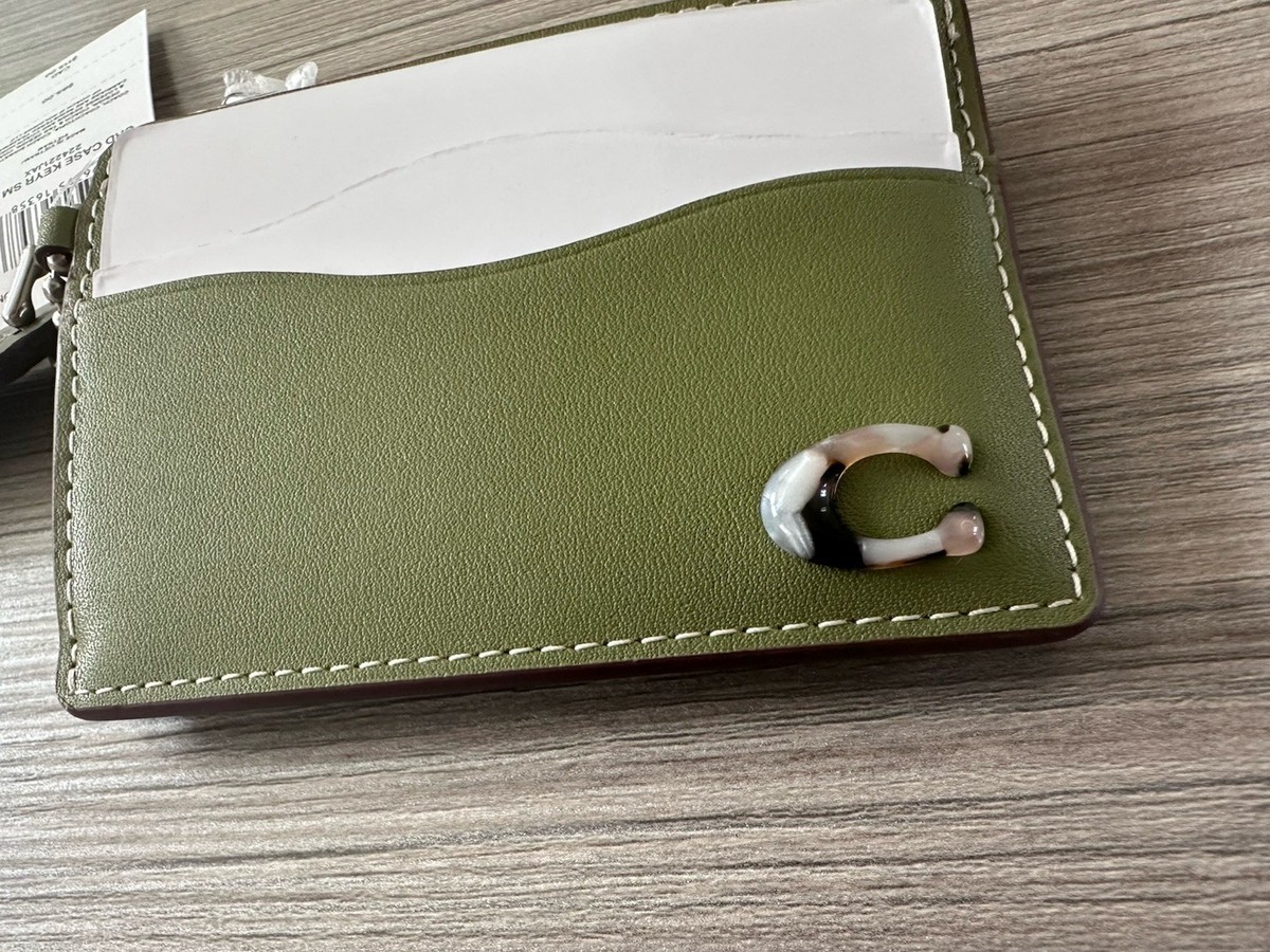 新品同様 オールドコーチ キーケース 緑 old coach key case COACH® | Complimentary Key Case