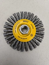 Dewalt Dw 4925B 4" X 5/8-11 Carbon Stringer Wheel .020 Wire 12 Pack
