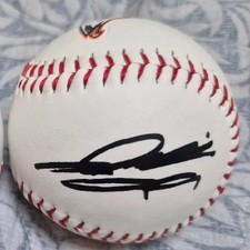 Hanwha Eagles Ryu Hyun-jin Signed Ball Collector's Item