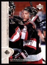 Darren McCarty 1997-98 Donruss #107 Red Wings NHL READ FREE SHIP AutographDen