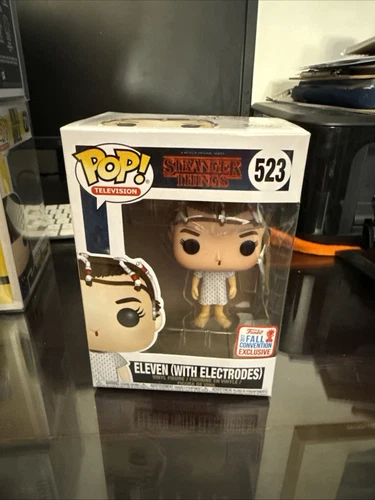 Funko Pop! Vinyl: Stranger Things - Eleven - (w/ Electrodes) - NYCC