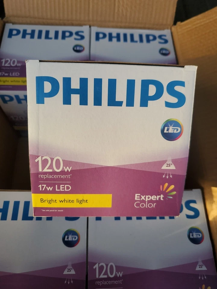 6 PACK Philips Dimmable PAR38 Flood 17W LED ExpertColor 25° 1200Lm Bright White  - Image 4 of 4