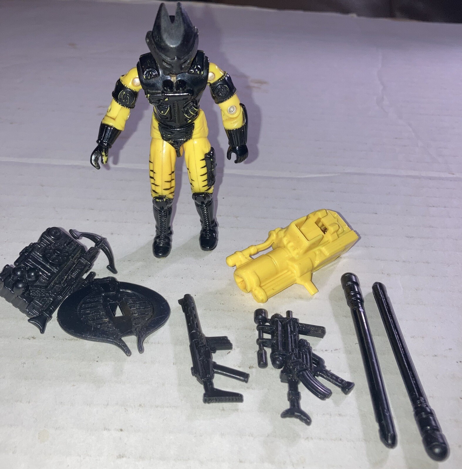 1993 Hasbro GI Joe ALLEY VIPER figure-complete w/all Accy’s