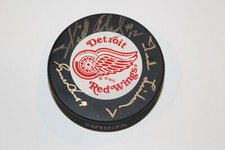 GORDIE HOWE TED LINDSAY SID ABEL PRODUCTION LINE DETROIT RED WINGS PUCK BAS LOA