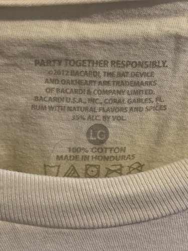 Mens Bacardi Oakheart Spiced Rum Tshirt Cream Colored With Large Bacardi Bat New - Picture 13 of 18