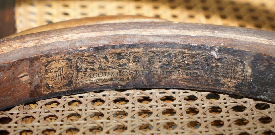 SILLÓN BERGERE ESTAMPADO CIRCA 1890 J&J JACOB & JOSEF KOHN MADERA CURVADA PARTE SUITE Foto 3 de 4