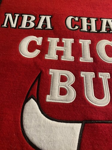 Vintage 6 Time Champion Chicago Bulls Filz Banner 24x36 Winning Streak Sports - Bild 4 von 13