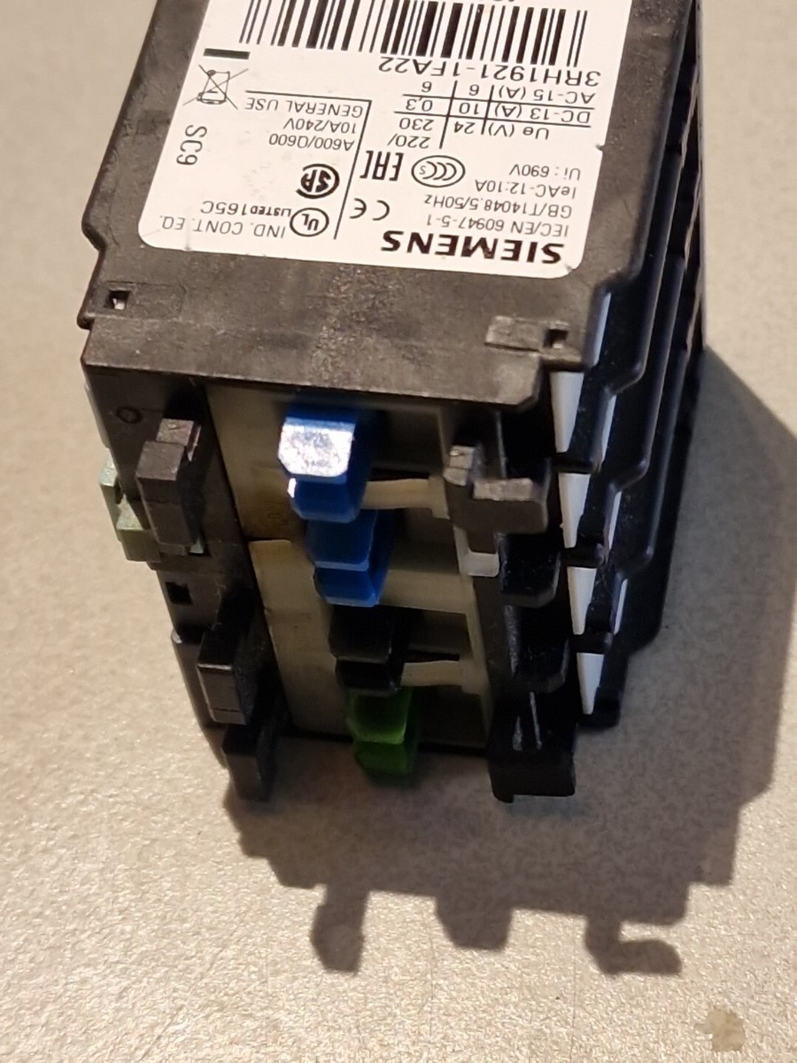 Siemens 3RH1921-1HA22 Auxiliary Contact Block
