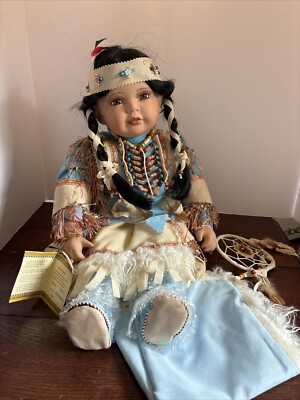 Kinney Doll Native American Taigi 845/2,500 Dreamcatcher, Blanket  25  Seated