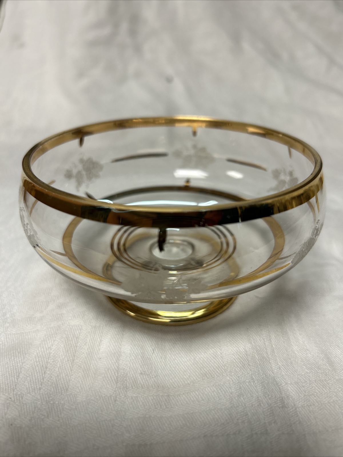 Vintage Kitsch 8pc Dessert Trifle Fruit Bowl Set Gold rim etched leaf