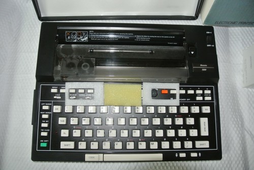 Vintage Sears Schreibmaschine mit manuellem persönlichen elektronischen Drucker - Neu im Karton - - Bild 8 von 9