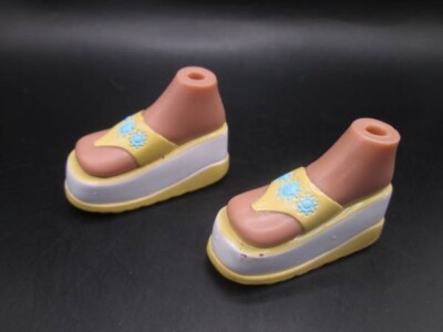 Bratz Shoes ~ ~ Beach Party Yasmin Yellow Platform Sandals #065