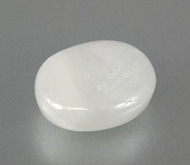 Shola Genuino 18.43 Ct Natural Perla Zafiro Blanco de Sri Lanka Foto 2 de 2