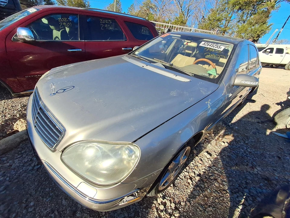 Used Front Right Door Assembly Front fits: 2005 Mercedes-benz Mercedes s-class 2 - Imagem 4 de 4