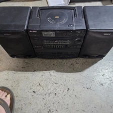 SONY CFD-560 Portable CD Cassette Boombox Radio READ