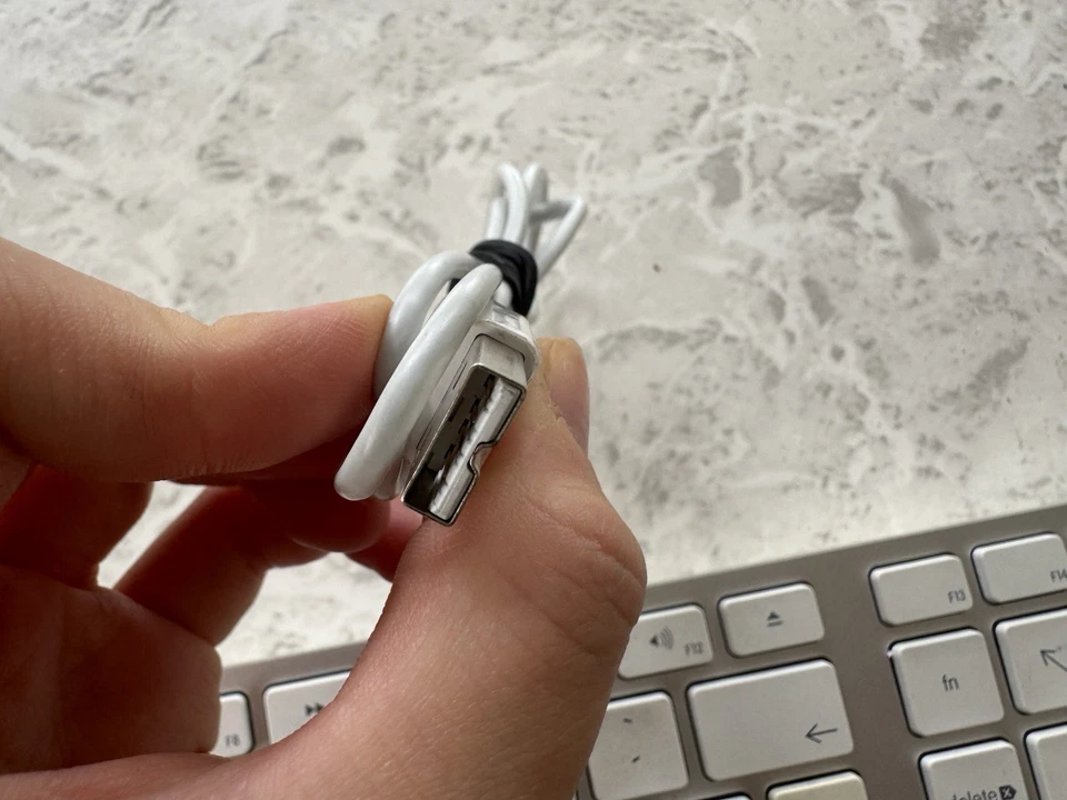 Set Apple Keyboard (USB) con tastierino numerico - Immagine 3 di 3