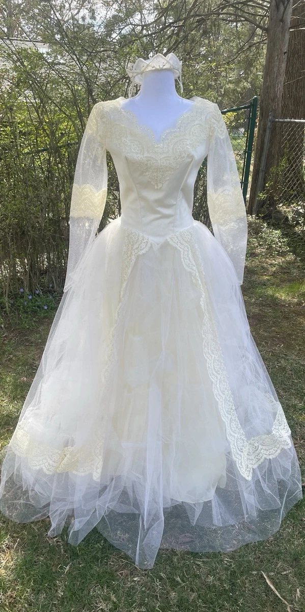 princess polly baby blue dress 13 Bohemian Wedding Dresses to Inspire Your Own Gown