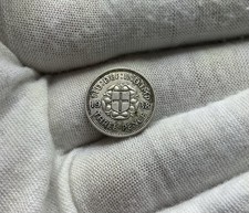 1938 Great Britain 3 Pence Silver Coin P330