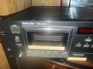 その他 TASCAM 112R (JUNK) Tascam 112 Rack Mountable Studio Cassette Deck Tape Recorder