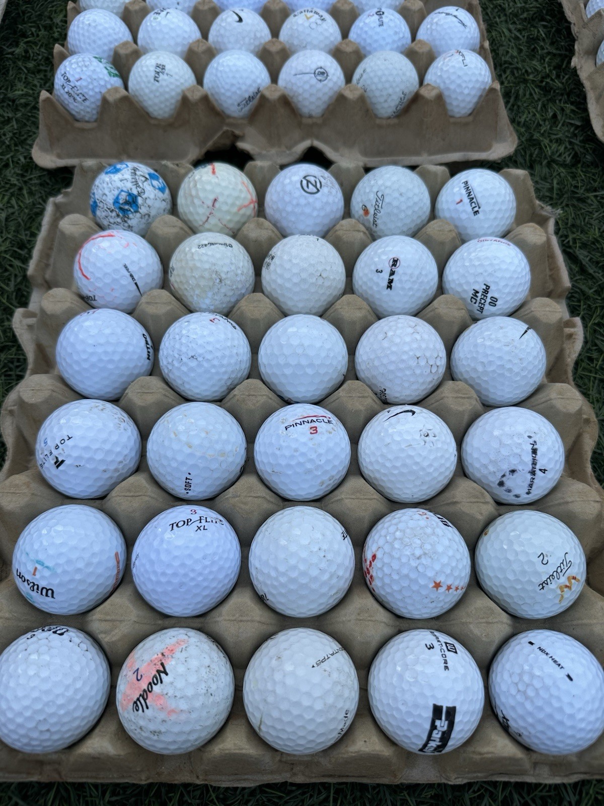 100 Mixed Golf Balls 3A Mid Grade Ball Lot  Free Shipping AAA