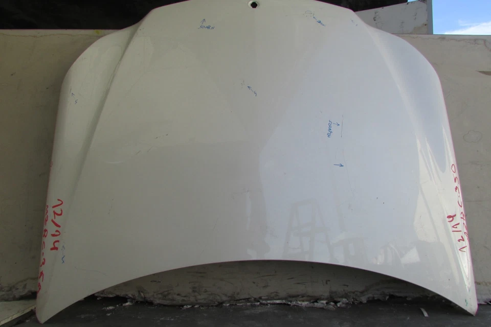 Conjunto de panel de capó blanco OEM Mercedes Benz W212 E350 E400 E550 2014-2015-2016 Foto 4 de 4