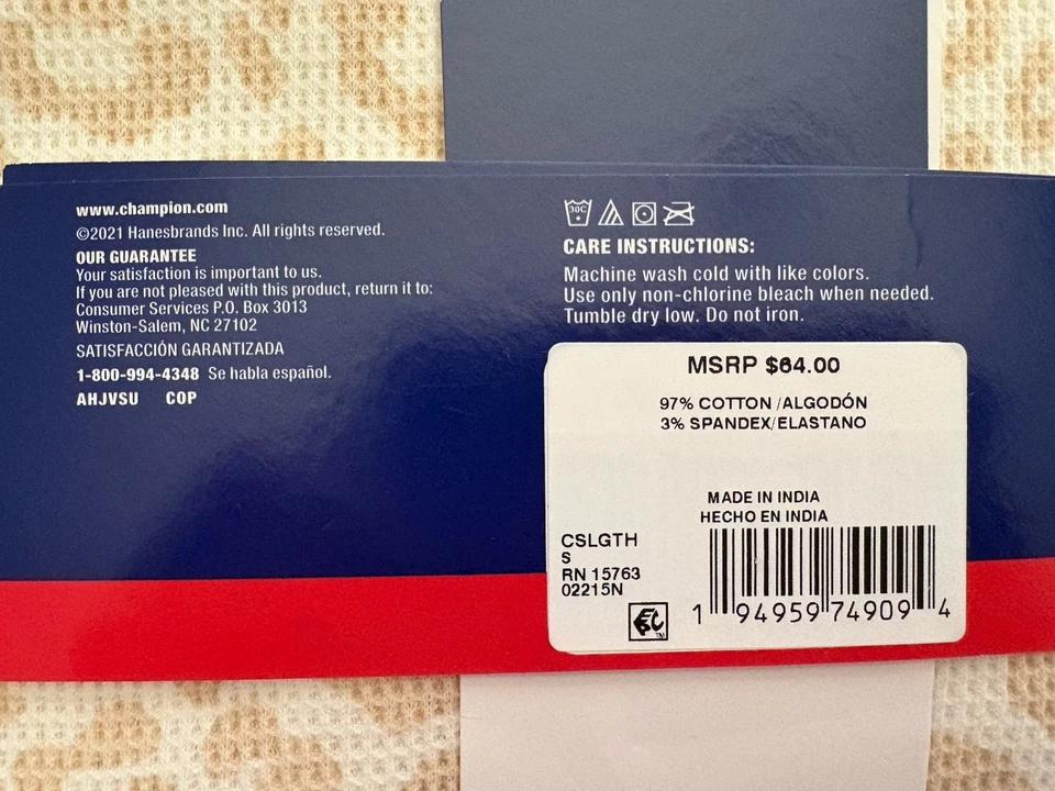 Champion Juego Térmico para Dormir 2 Piezas Para Mujer Talla Pequeña Estampado de Guepardo Nuevo Precio de Venta sugerido por el fabricante $64 Foto 4 de 4