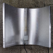Adjust-A-Wing Reflektor mit Fassung Grow Licht – ca. 55cm x 56cm