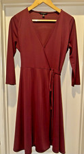 Banana Republic Wrinkle-Resistant Wrap Dress,Burgundy SIZE ST S T  #493360 T1222