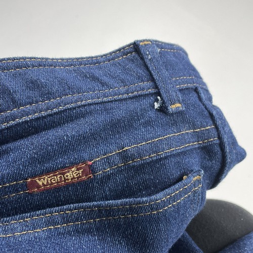 Jeans uomo taglia 42 x 32” Wrangler gamba dritta regular fit blu lavaggio scuro - Foto 3 di 12