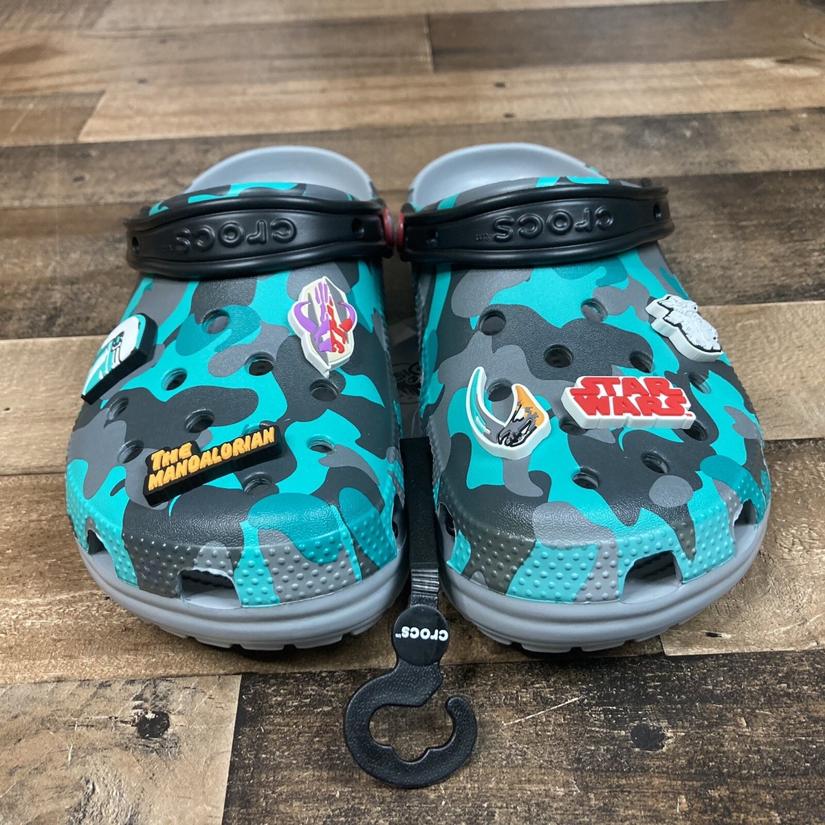 Star Wars The Mandalorian Disney Adult Crocs Clogs Mens 7 