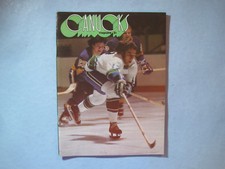 1975/76 VANCOUVER CANUCKS ATLANTA FLAMES HOCKEY PROGRAM RON SEDLBAUER TOM LYSIAK