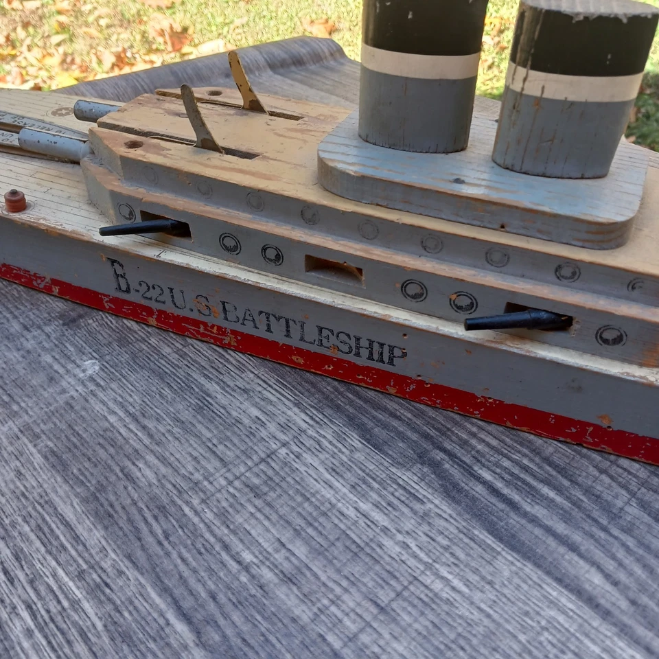 Acorazado vintage Keystone de madera B-22 Foto 2 de 4