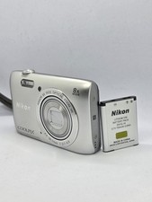 Nikon COOLPIX S3700 Silver Compact Digital Camera Used From Japan