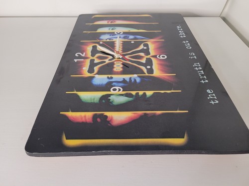 The X-Files Vinyl Record Wall Clock "The Truth Is Out There" Decor - Picture 6 of 7