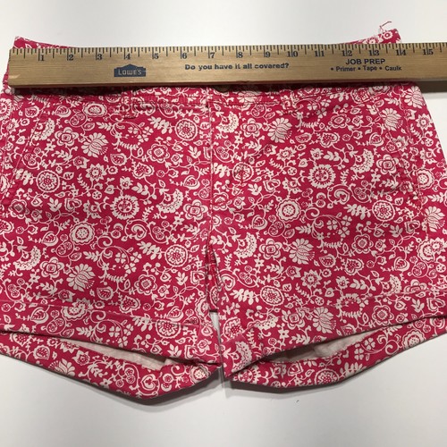 American Eagle Shorts Womens Size 0 Red Cuffed Patterned Shortie Slash Pocket - Picture 10 of 12