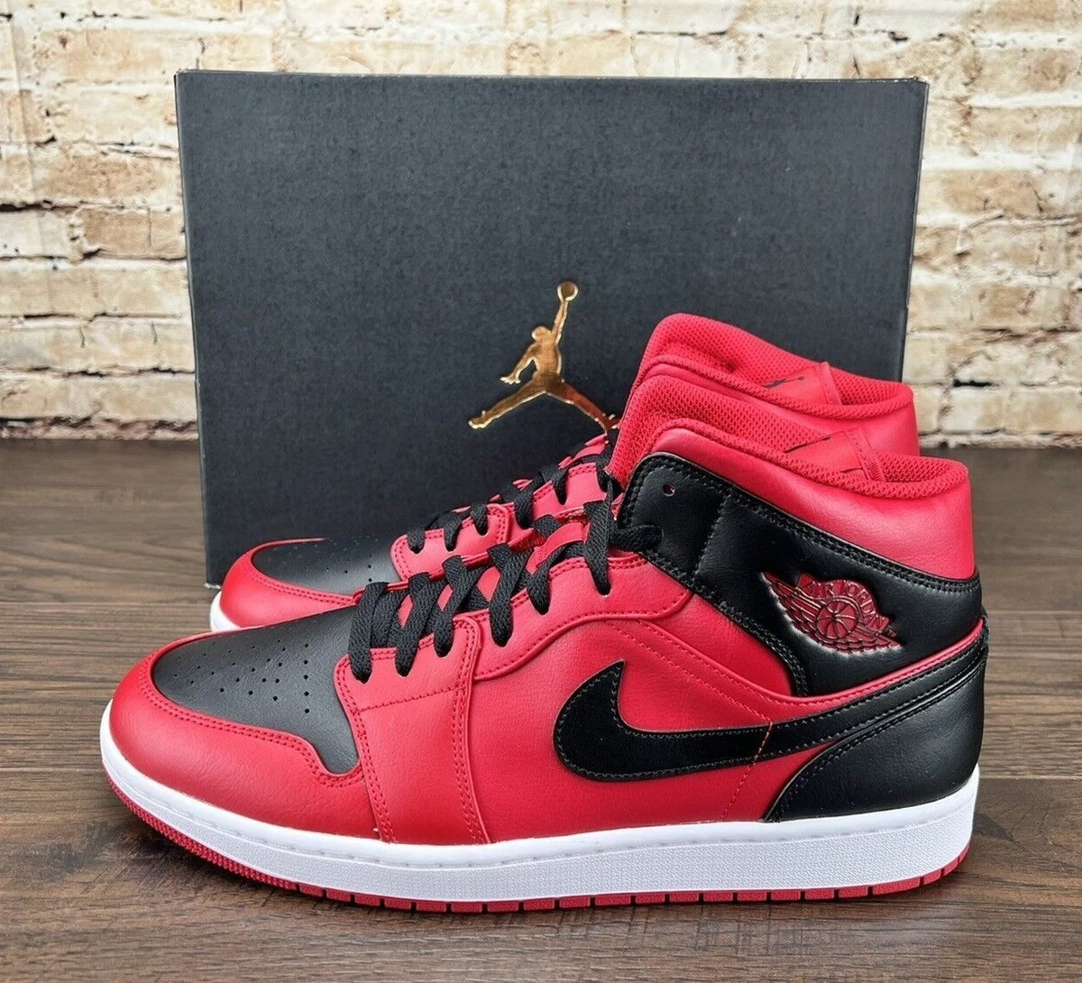 Nike Air Jordan 1 Mid Reverse BRED Men's Black Red White Shoes 554724-660 NEW
