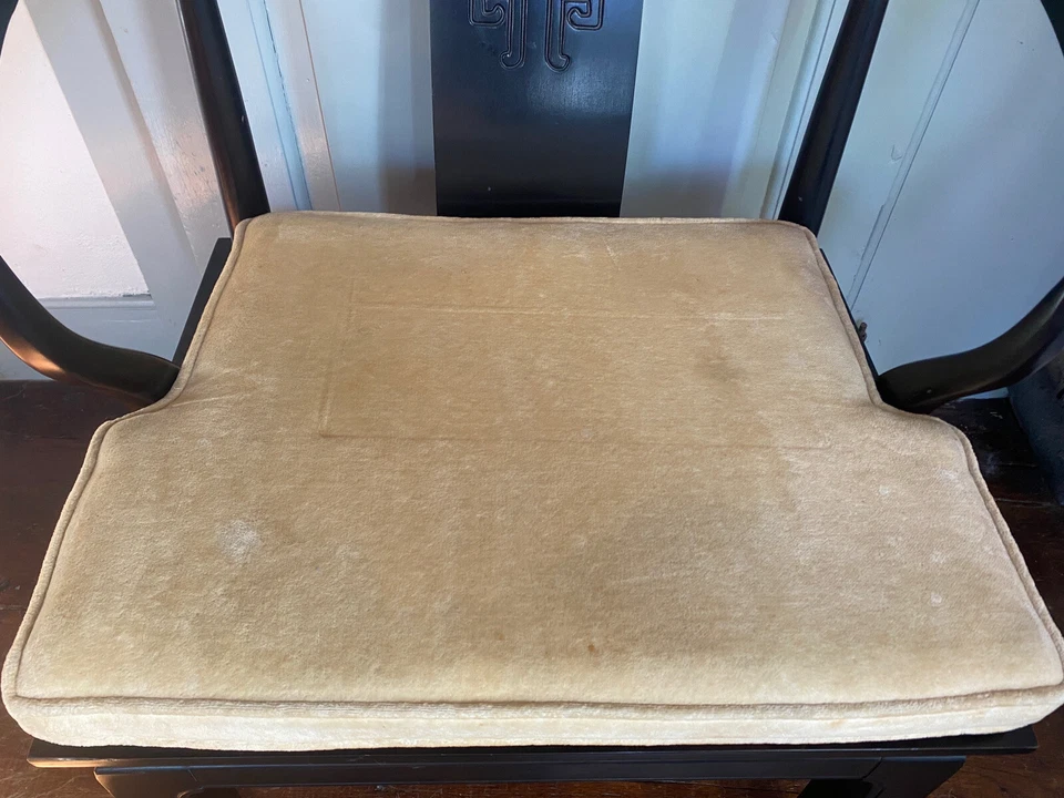 Silla herradura estilo James Mont laca negra por siglo muebles asiáticos MCM Foto 4 de 4