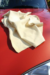 Echtes Fensterleder Frenchcut Ca. 39x55 Cm - Traditionell Gegerbt Für Auto & Haushalt