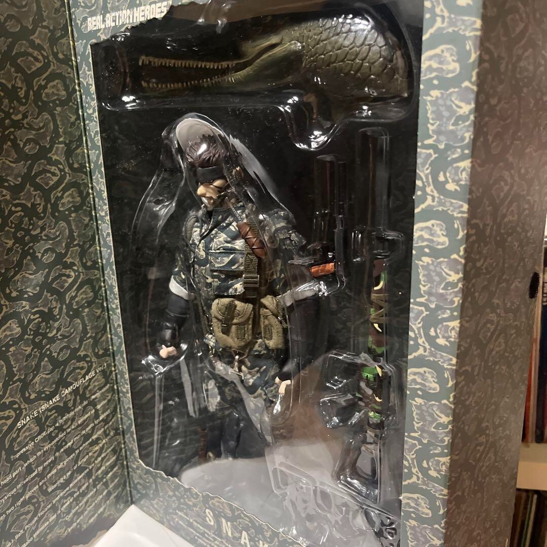 リアルアクションヒーローズSNAKE (CAMOUFLAGE Ver.) MEDICOM TOY - SNAKE (SNAKE CAMOUFLAGE Ver.)