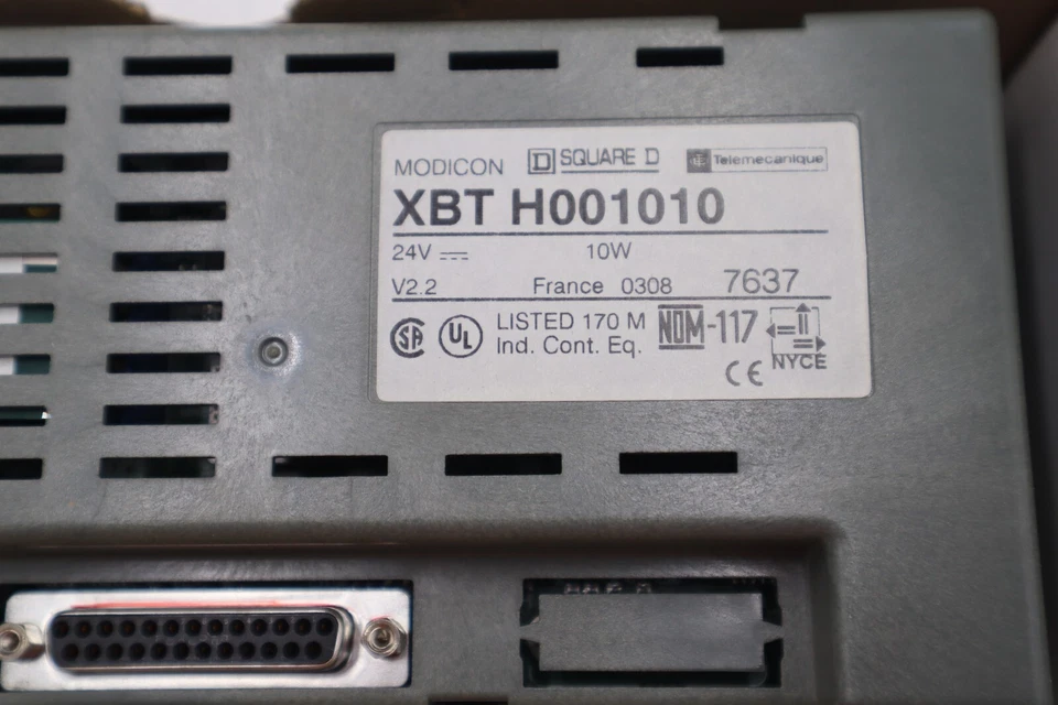 TELEMECANIQUE XBTH001010 DISPLAY UNIT STOCK #2902 - Image 2 of 4