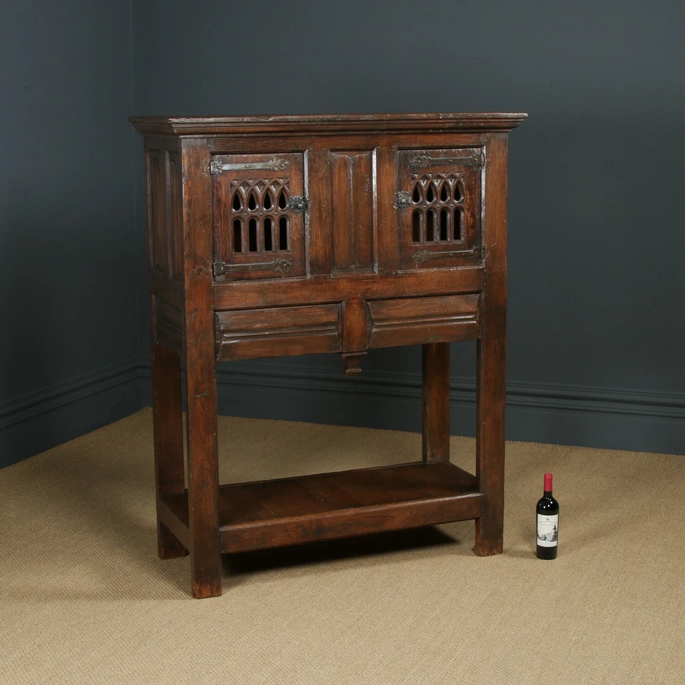 Armario armario de roble gótico estilo siglo XVI inglés vintage c.1950 Foto 2 de 4