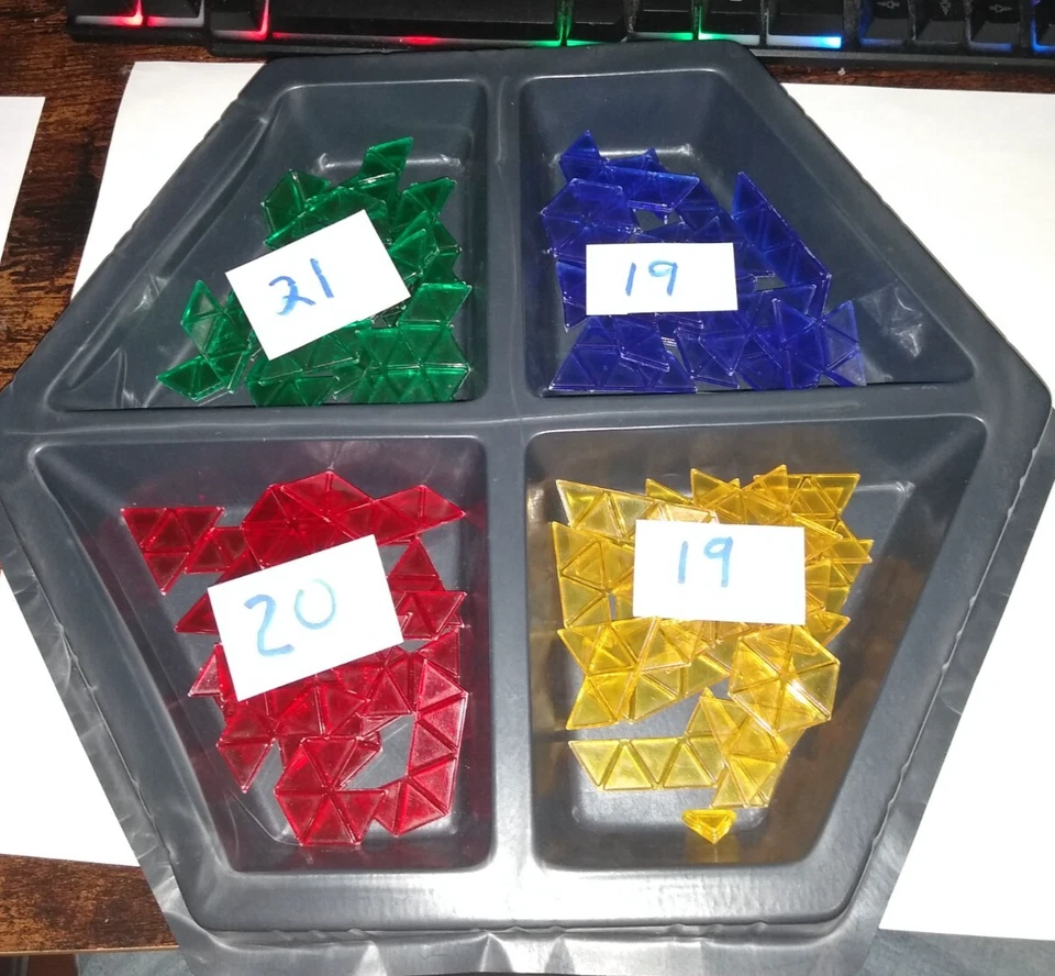 Juego de mesa Blokus Trigon 2006 Educational Insights - INCOMPLETO faltan 5 piezas Foto 3 de 4