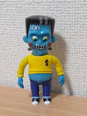 HEAD LOCK STUDIO Knuckles KUSTOM MONSTERS WORLD Frankie Figure Collectible